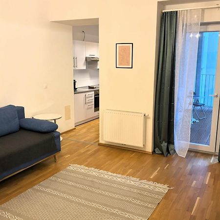 Casa Nostra - Ruhige Stadtwohnung Mit Balkon Viyana Dış mekan fotoğraf