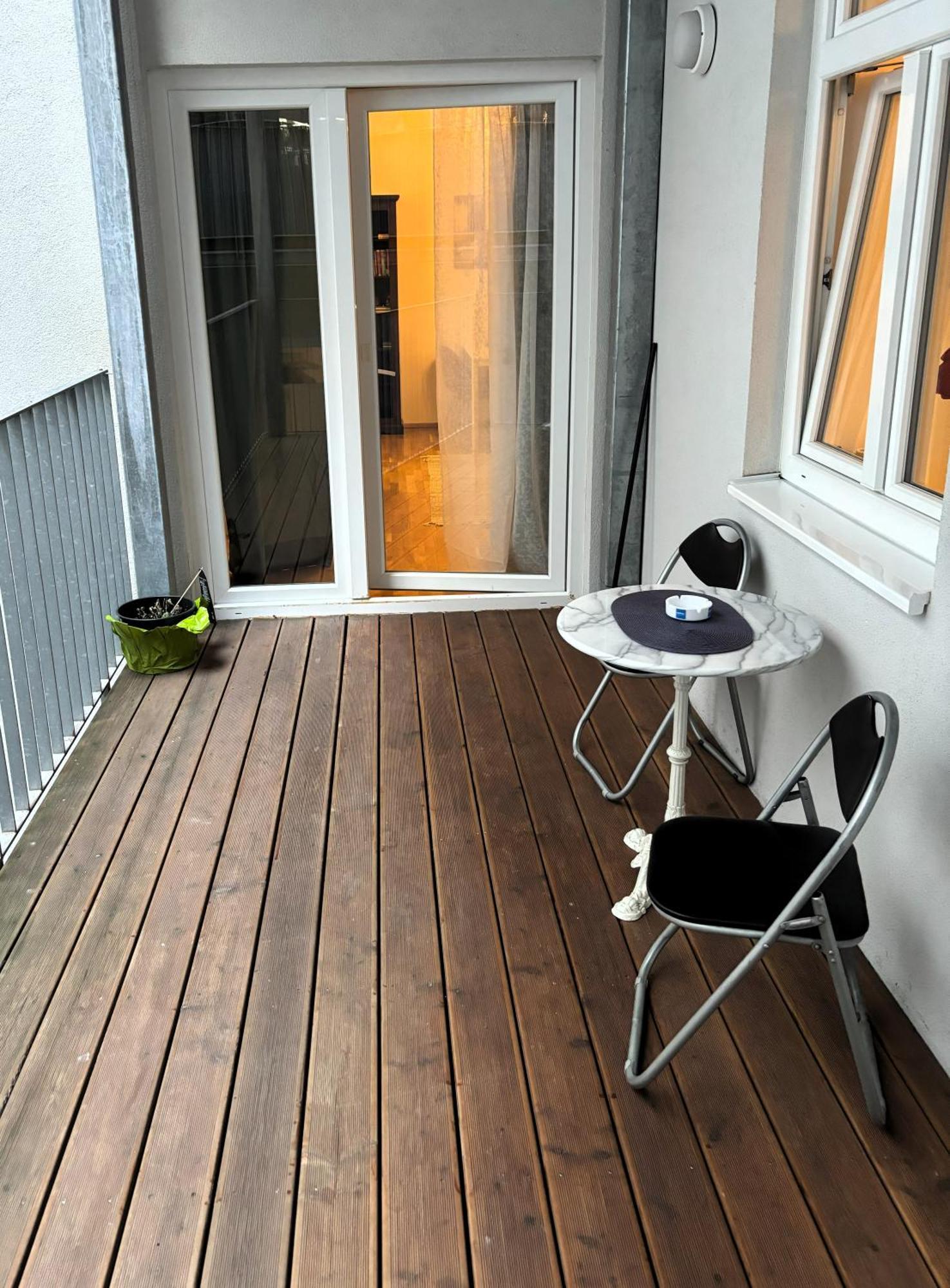 Casa Nostra - Ruhige Stadtwohnung Mit Balkon Viyana Dış mekan fotoğraf