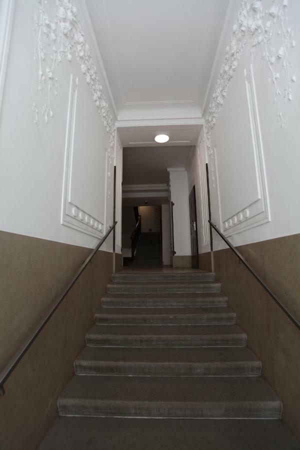 Casa Nostra - Ruhige Stadtwohnung Mit Balkon Viyana Dış mekan fotoğraf